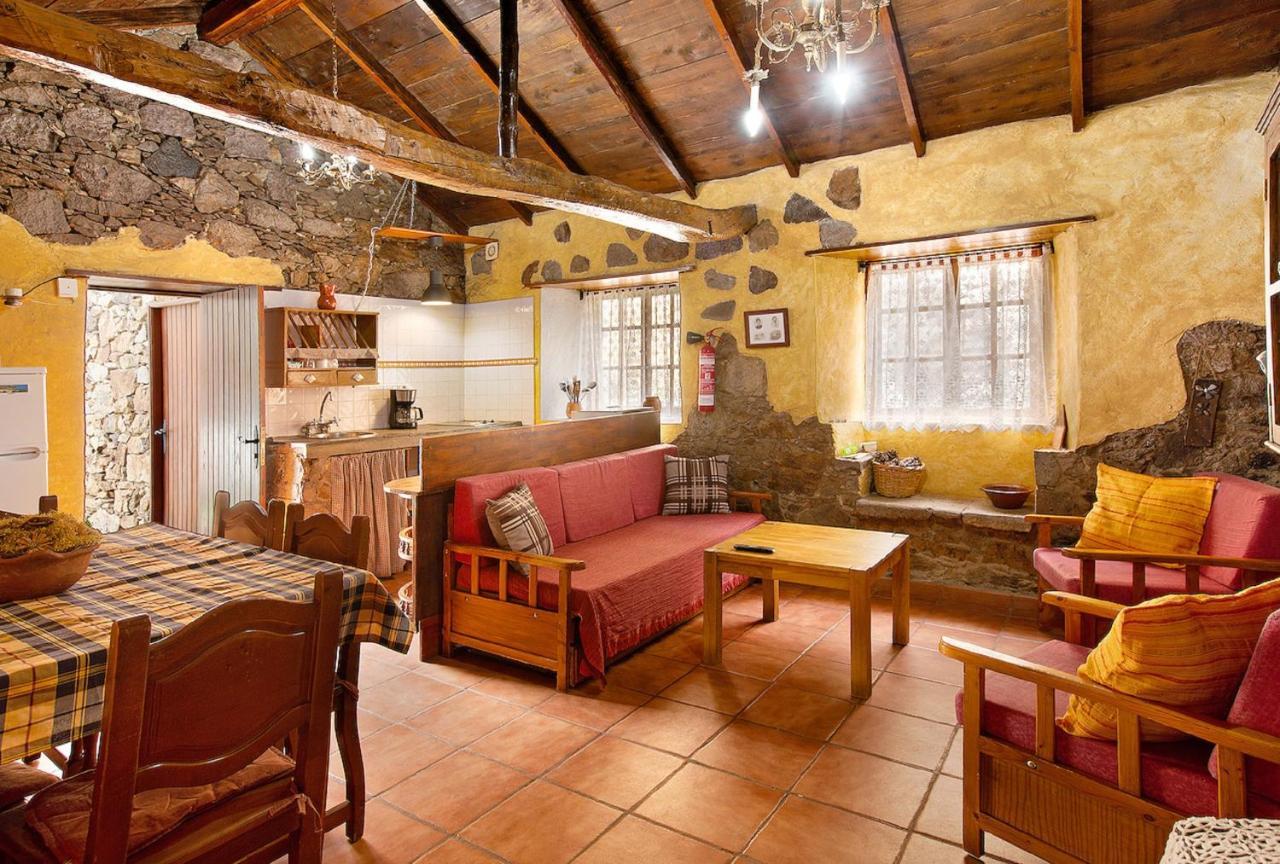 Casa Rural - Laendliches Haus, Pepita La De Las Flores Tejeda  Exterior photo