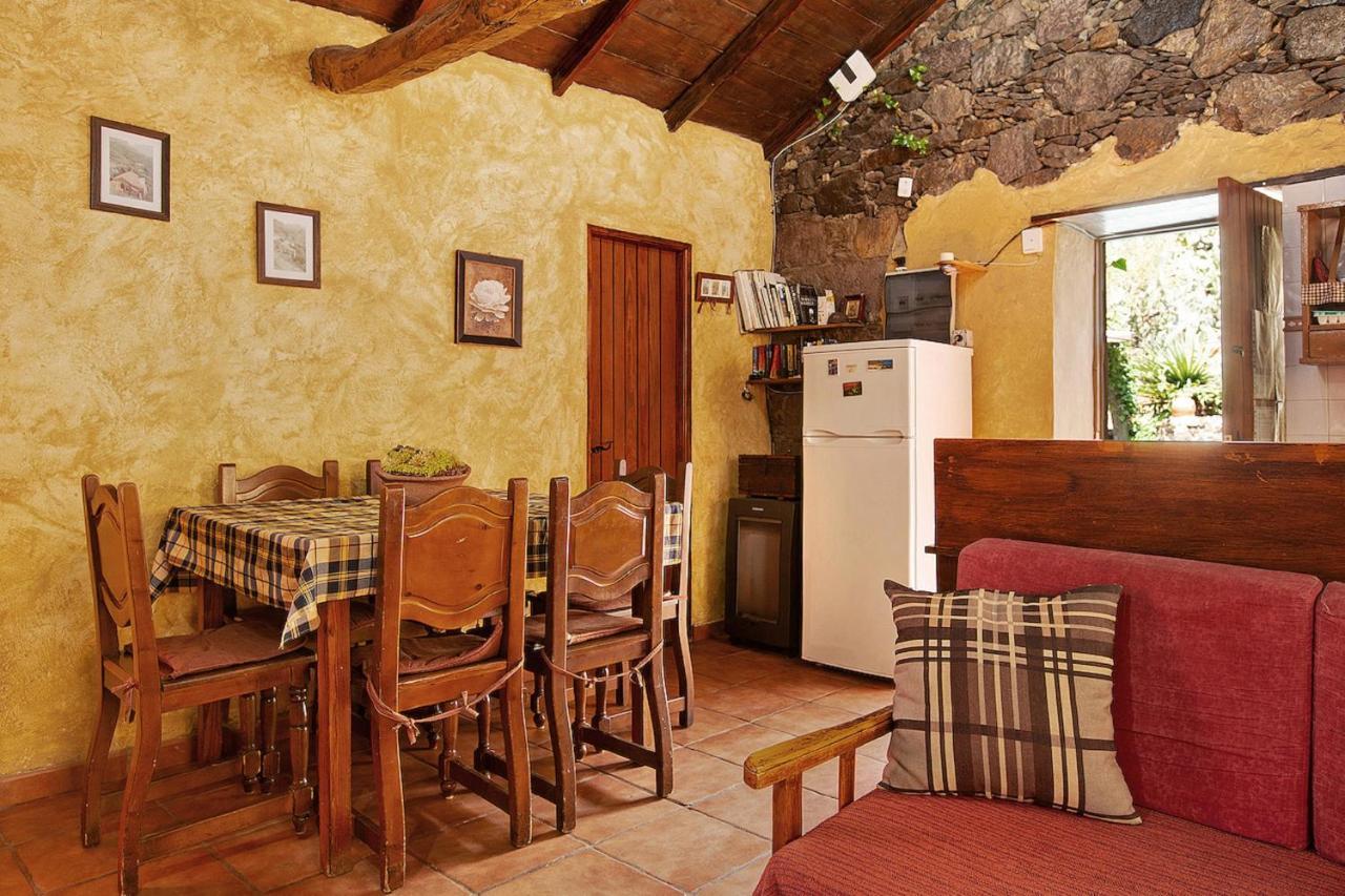 Casa Rural - Laendliches Haus, Pepita La De Las Flores Tejeda  Exterior photo